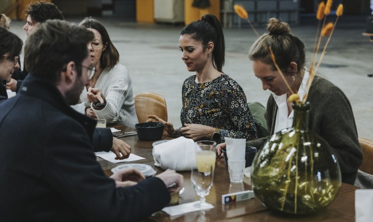 Tisch Zwoelf in der CampusVäre (c) Angela Lamprecht